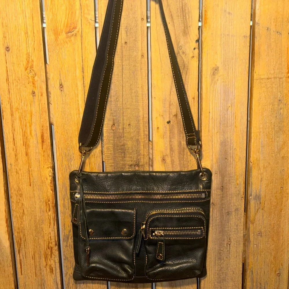 Fossil Black Leather Shoulder Bag